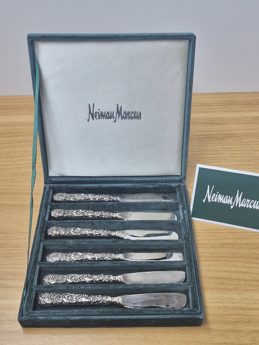 ​Neiman Marcus Silverplate Grape Motif Butter Spreaders Set of 6 Vintage Boxed